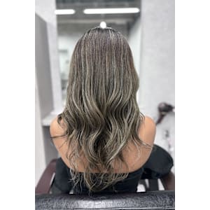 透明感グレージュ×3Dハイライト - newi 所沢【ネウィ トコロザワ】掲載中