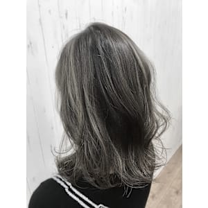 GRANZE 梅田店《大阪駅前第1ビル店》×スタイル