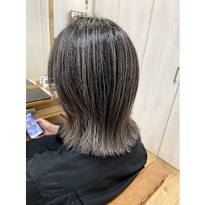 GRANZE 梅田店《大阪駅前第1ビル店》×スタイル