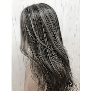 GRANZE 梅田店《大阪駅前第1ビル店》×スタイル