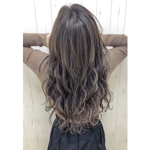 GRANZE 梅田店《大阪駅前第1ビル店》×スタイル