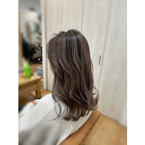 GRANZE 梅田店《大阪駅前第1ビル店》×スタイル