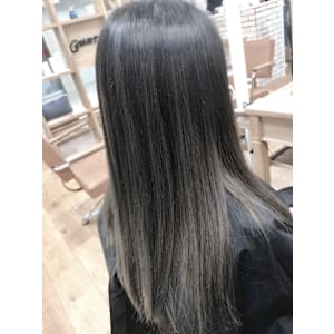 GRANZE 梅田店《大阪駅前第1ビル店》×スタイル