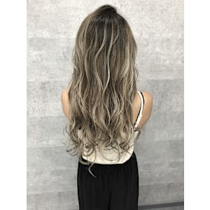 GRANZE 梅田店《大阪駅前第1ビル店》×スタイル