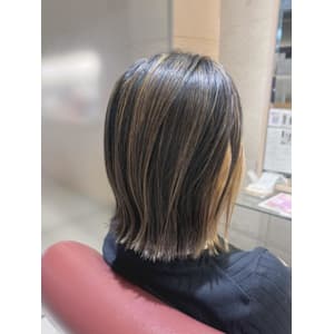 ハイライトボブで叶う小顔透明感 - EMU international 春日部本店【エムインターナショナル】掲載中