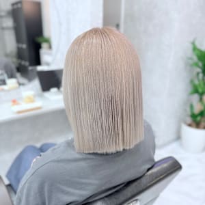 ミルクティーベージュ