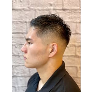フェードカットスタイル - 銀座マツナガ 新宿野村ビル店【ギンザマツナガ シンジュクノムラビルテン】掲載中
