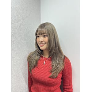  オリーブベージュ/ベージュカラー/透明感カラー/アッシュ