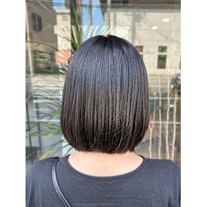 (工藤)ツヤ感ストレートボブ