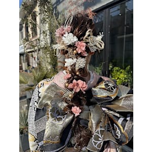 成人式　薄ピンクドライフラワー