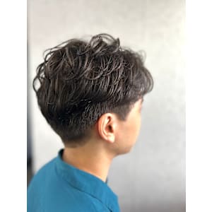 柔らかふんわりメンズパーマ