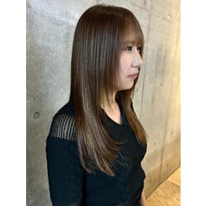 顔周りカット ブラウンベージュ レイヤーカット ストレート 
