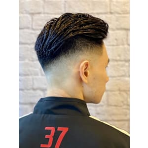 バックフェードスタイル - 銀座マツナガ 新宿野村ビル店【ギンザマツナガ シンジュクノムラビルテン】掲載中