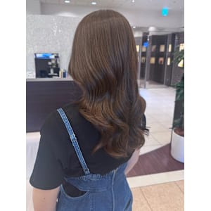 大人可愛い艶感ウェーブ