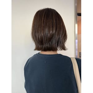 くびれボブ/切りっぱなしボブ