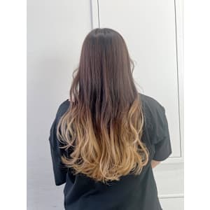 グラデーションベージュ