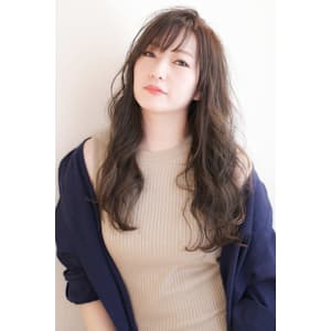 アッシュベージュ×ロングウエーブ☆ゆるふわロングレイヤー - TOP SHAPE【トップシェイプ】掲載中