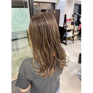 ハイライトカラー - AIZU本厚木 白髪ぼかし ハイライト バレイヤージュ 髪質改善【アイズホンアツギ シラガボカシ ハイライト バレイヤージュ カミシツカイゼン】掲載中