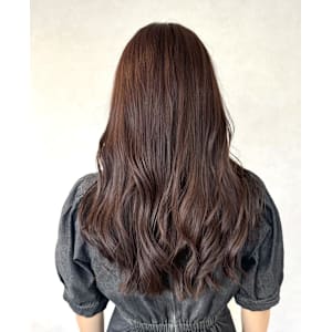 【髪質改善ピンクブラウンカラー・顔周りレイヤーロング】