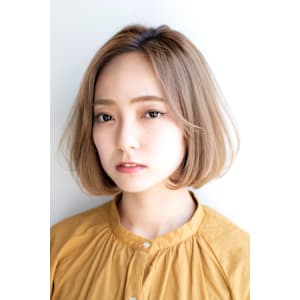 ゴールドベージュ✕ワンレングス