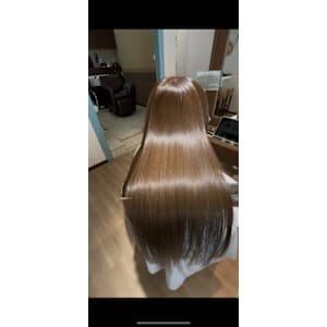 メテオカラー - K's Hair 緑が丘店【ケーズヘアミドリガオカテン】掲載中