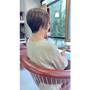 大人ショートヘア - Lourdes hair design【ルルドヘアーデザイン】掲載中