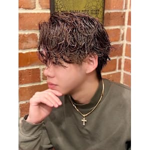 スパイラルパーマ - ヒロ銀座 バーバーショップ 札幌本店【HIRO GINZA BARBER SHOP】【ヒロギンザ バーバーショップ サッポロホンテン】掲載中