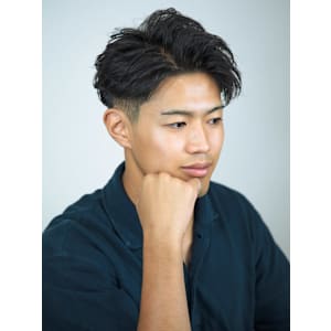ツーブロックメンズフェード - メンズ専門理容室　BroTokyo BARBERSHOP 有楽町店【メンズセンモンリヨウシツブロートーキョーバーバーショップユウラクチョウテン】掲載中