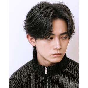 メンズセンターパートニュアンスパーマカルマパーマ