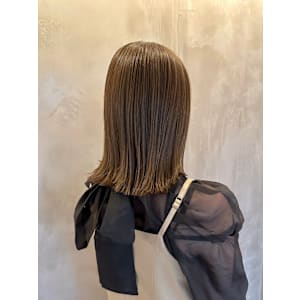 池袋 髪質改善 切りっぱなし オリーブブラウン♪