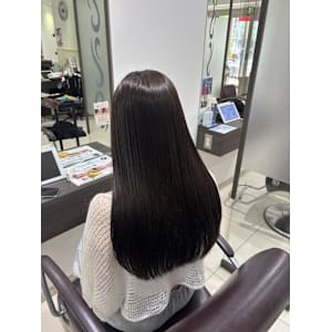 オリーブベージュ