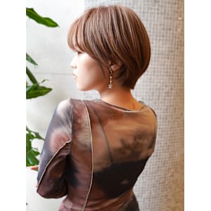 大人可愛い抜け感ショート