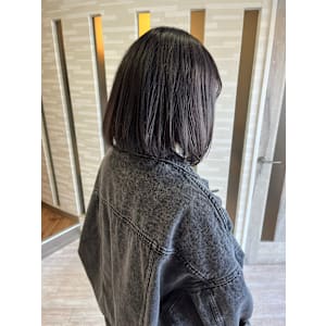 シルバーグレーボブ