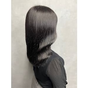 グレージュ　透明感カラー　艶髪