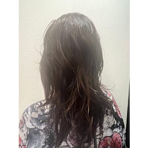 パーマかけたレイヤースタイル