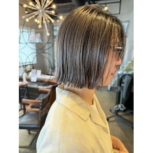 切りっぱなしボブ/デザインカラー