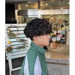 メンズマッシュシャドウパーマ