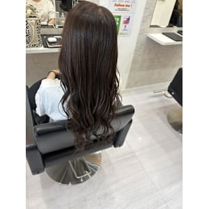 ダークブラウン