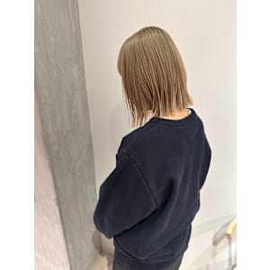 【YOKE】オリーブグレージュアッシュベージュ縮毛矯正髪質改