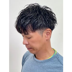 ツイストスパイラルパーマをかけてから30日後のカット - Ash 十日市場店【アッシュトウカイチバテン】掲載中