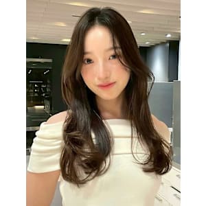 顔まわりカット/レイヤーカット/透明感/オリーブブラウン - K-two 銀座・QUEEN’S GARDEN by K-two【ケーツー ギンザ クィーンズガーデン バイ ケーツー】掲載中