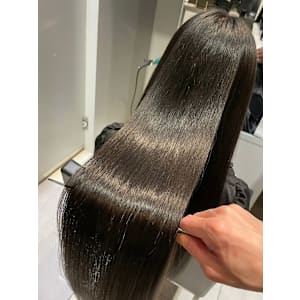 レイヤーカット/縮毛矯正/髪質改善/グレージュ