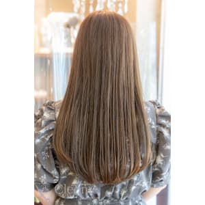 20代~50代に選ばれるサロン/暗めカラー/デザインカラー