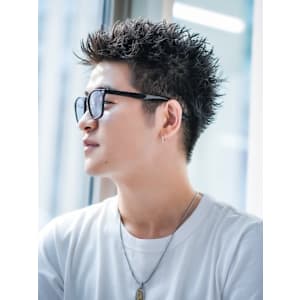 アップバング メンズショート 束感 ツイストピンパーマ - Men's salon SEPT. 博多【メンズサロン セプト ハカタ】掲載中
