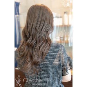 20代~50代に選ばれるサロン/暗めカラー/デザインカラー