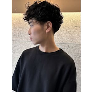 癖毛にパーマデザイン