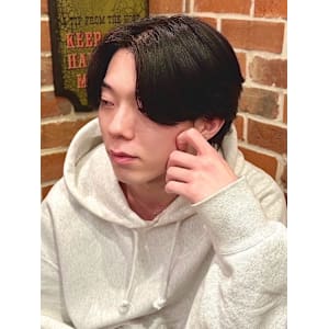 ナチュラルセンターパート - ヒロ銀座BARBER SHOP 秋葉原店【ヒロギンザバーバーショップ アキハバラテン】掲載中