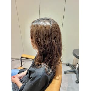 ゆるふわデジタルパーマ - 半個室型美容室 Sourire 伊都店【ハンコシツガタビヨウシツスーリールイトテン】掲載中