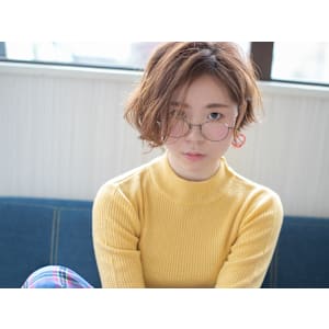 透け感　前下がりショート　ボブ