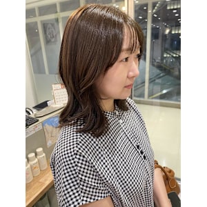 ミディアムレイヤーカット